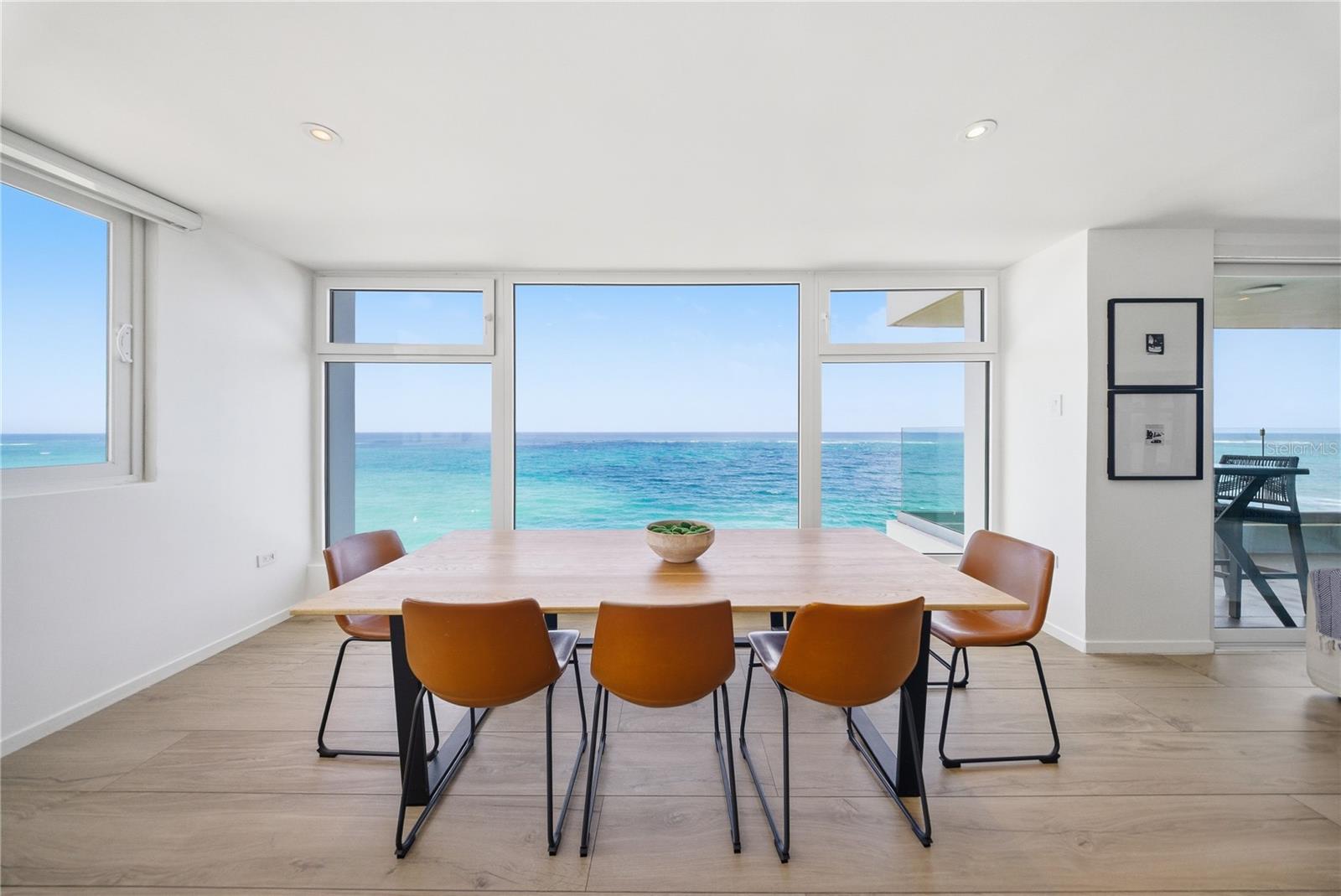 PR9118010 Property Photo