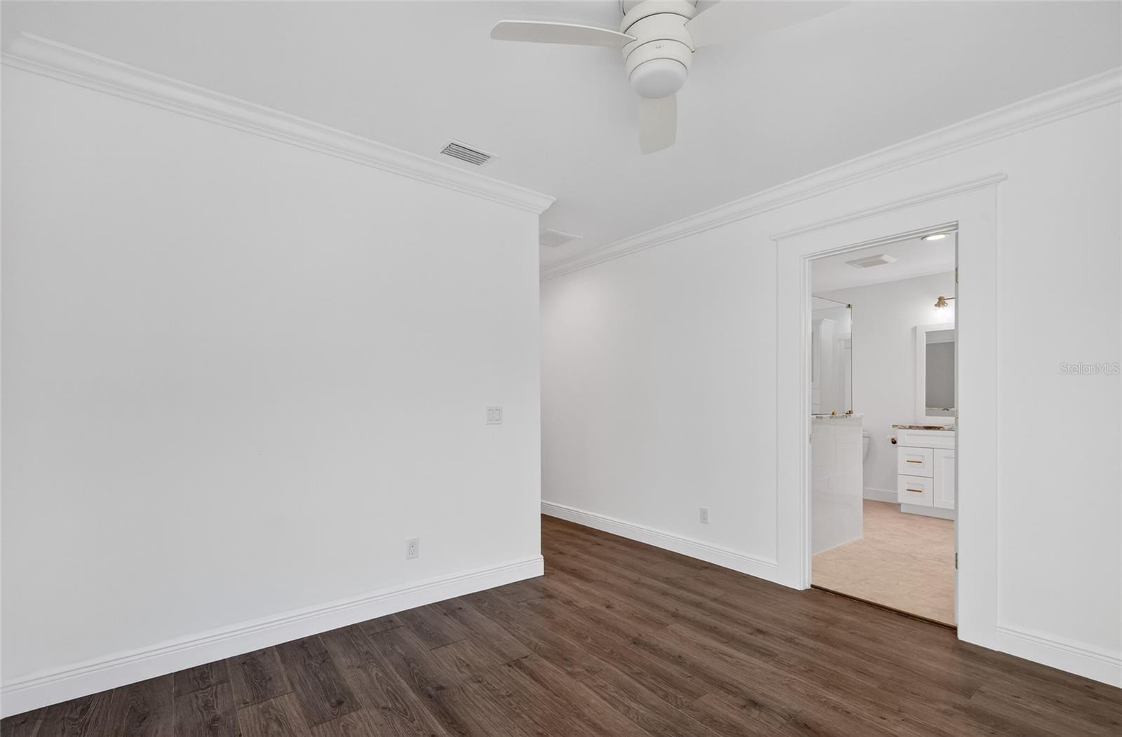 6851 LONGBOAT DR S, LONGBOAT KEY, FL, 34228