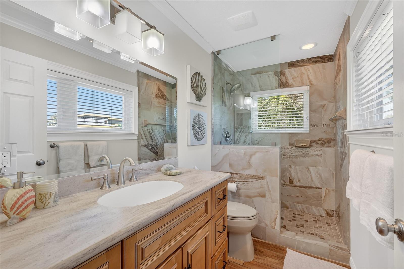 6851 LONGBOAT DR S, LONGBOAT KEY, FL, 34228