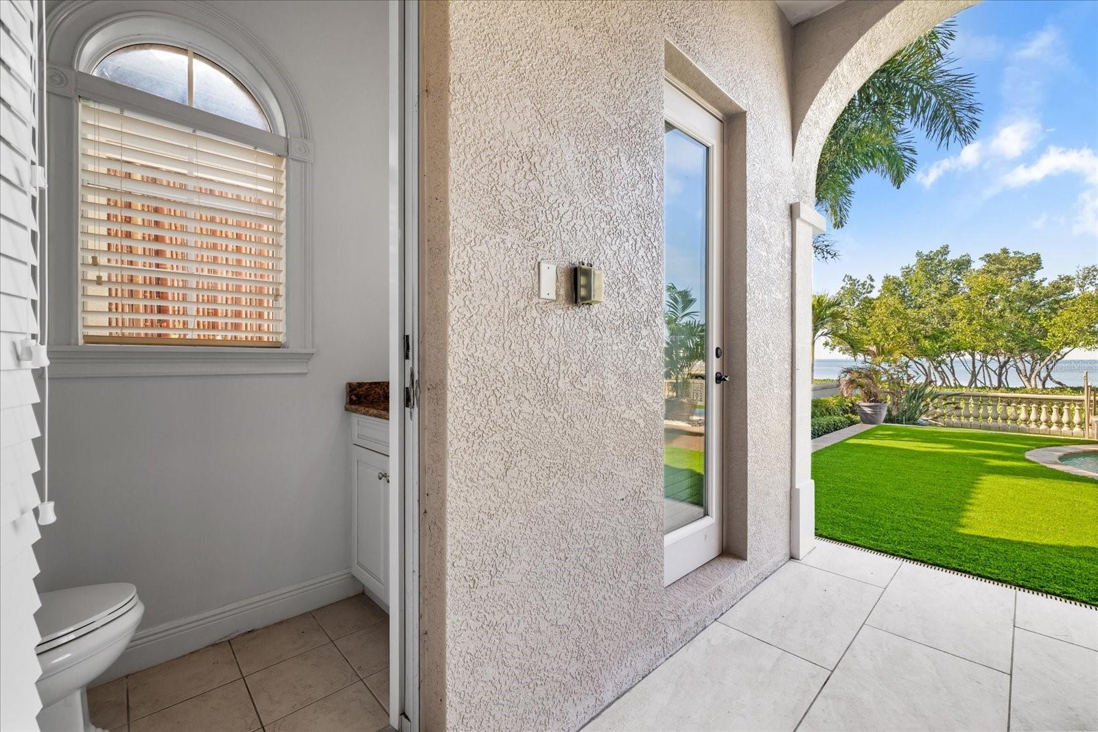 TB8456639 Property Photo