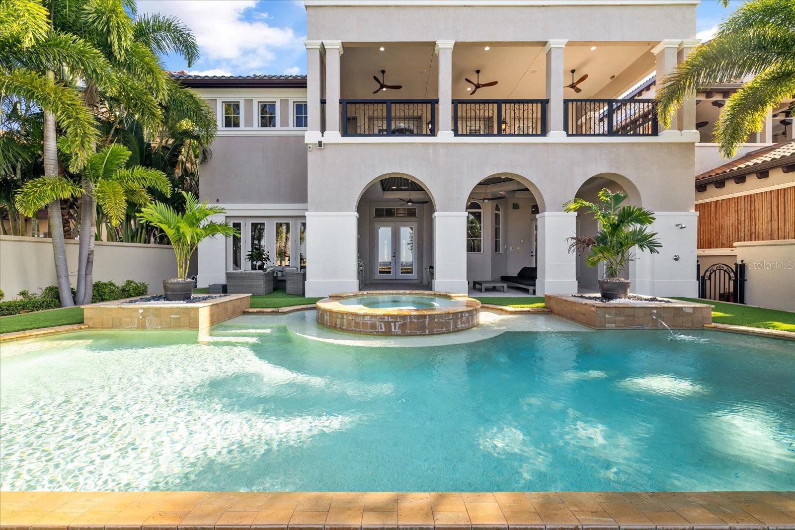 TB8456639 Property Photo