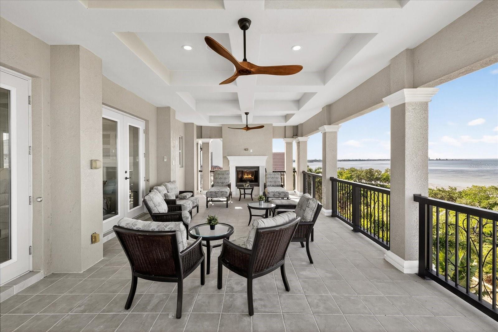 TB8456639 Property Photo