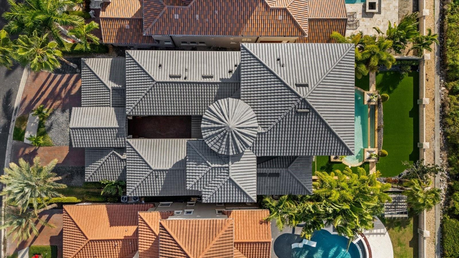 TB8456639 Property Photo