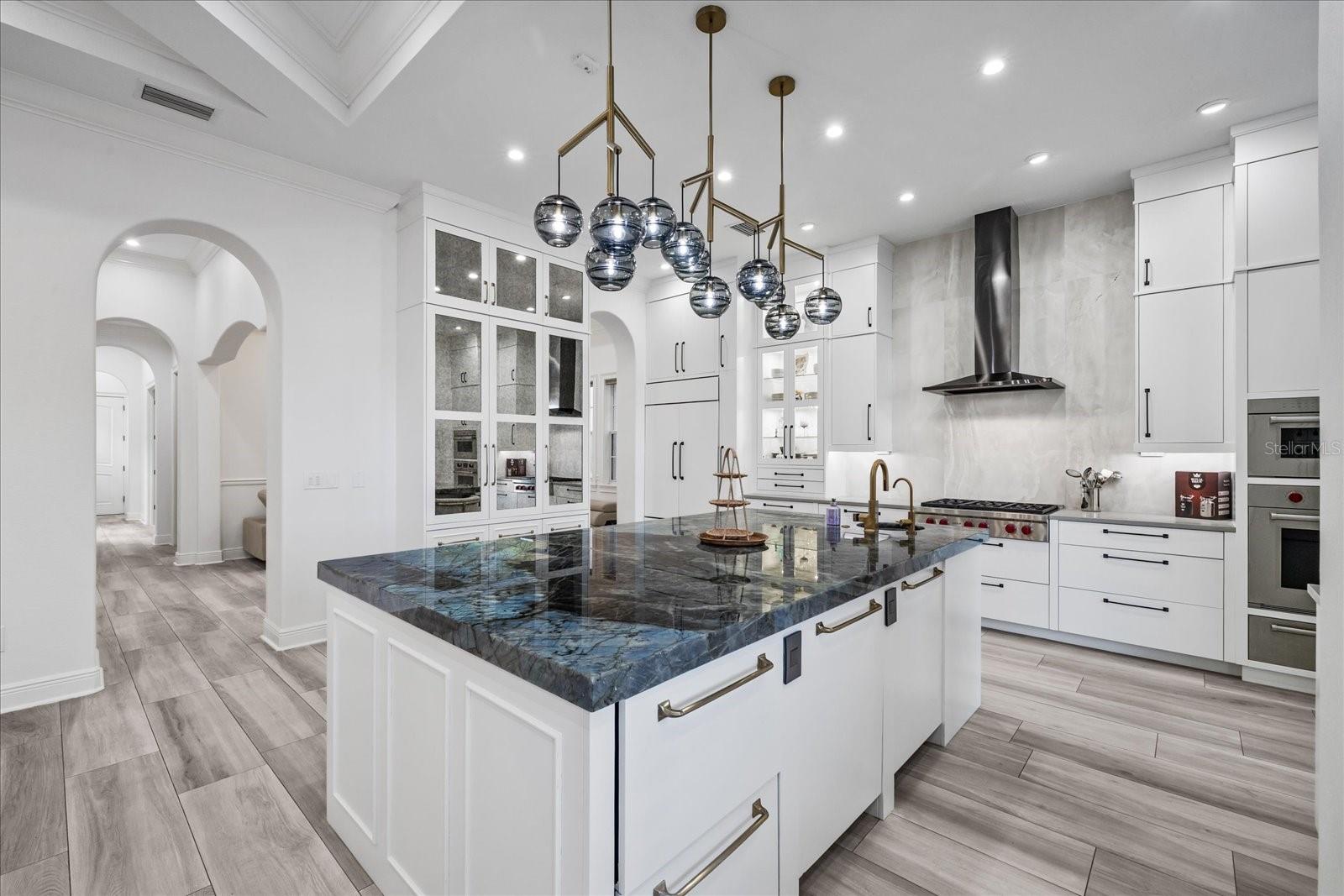 TB8456639 Property Photo