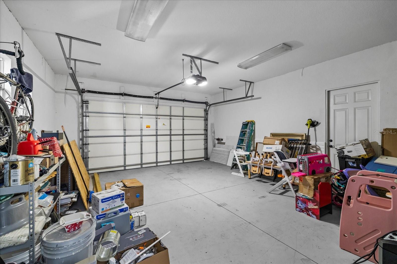 TB8456639 Property Photo