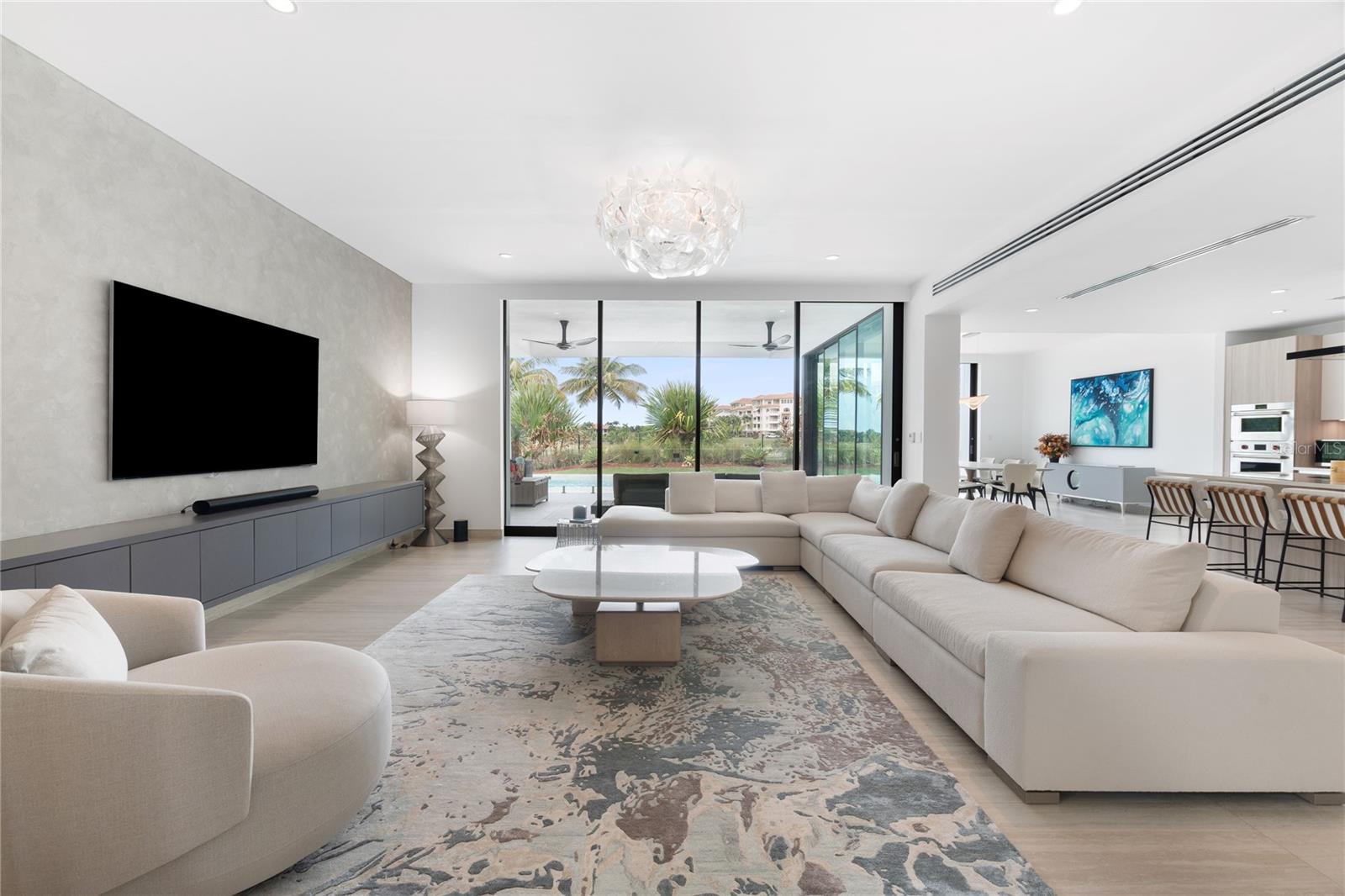 PR9118014 Property Photo