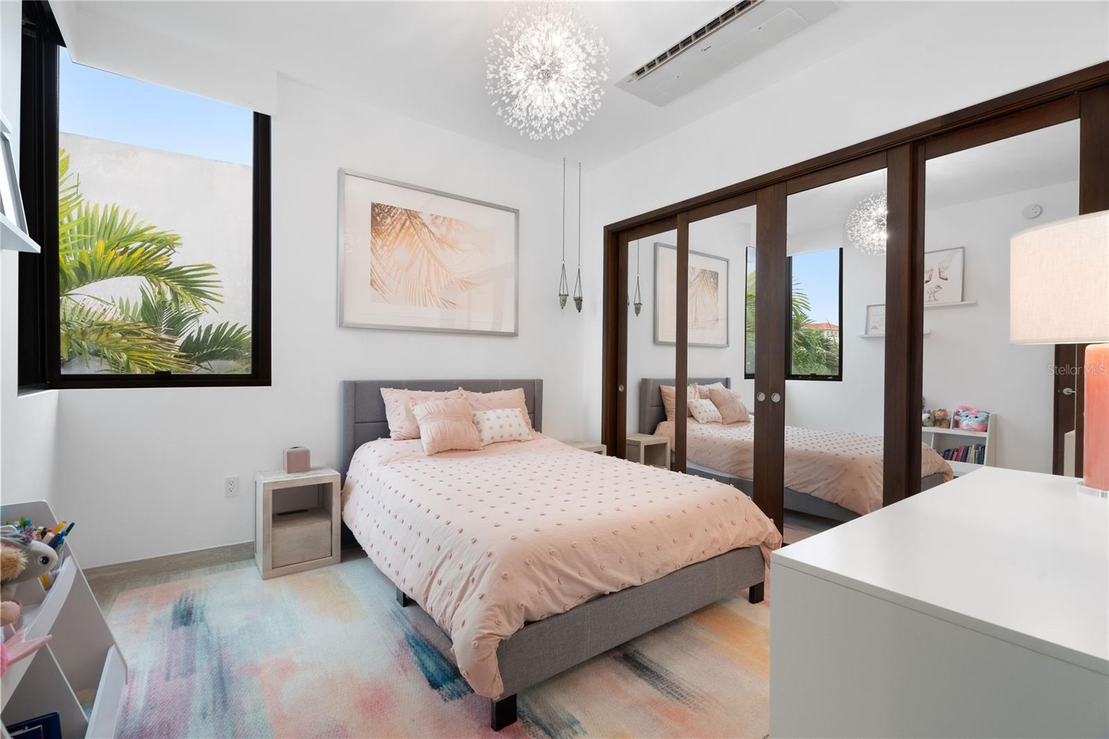 PR9118014 Property Photo