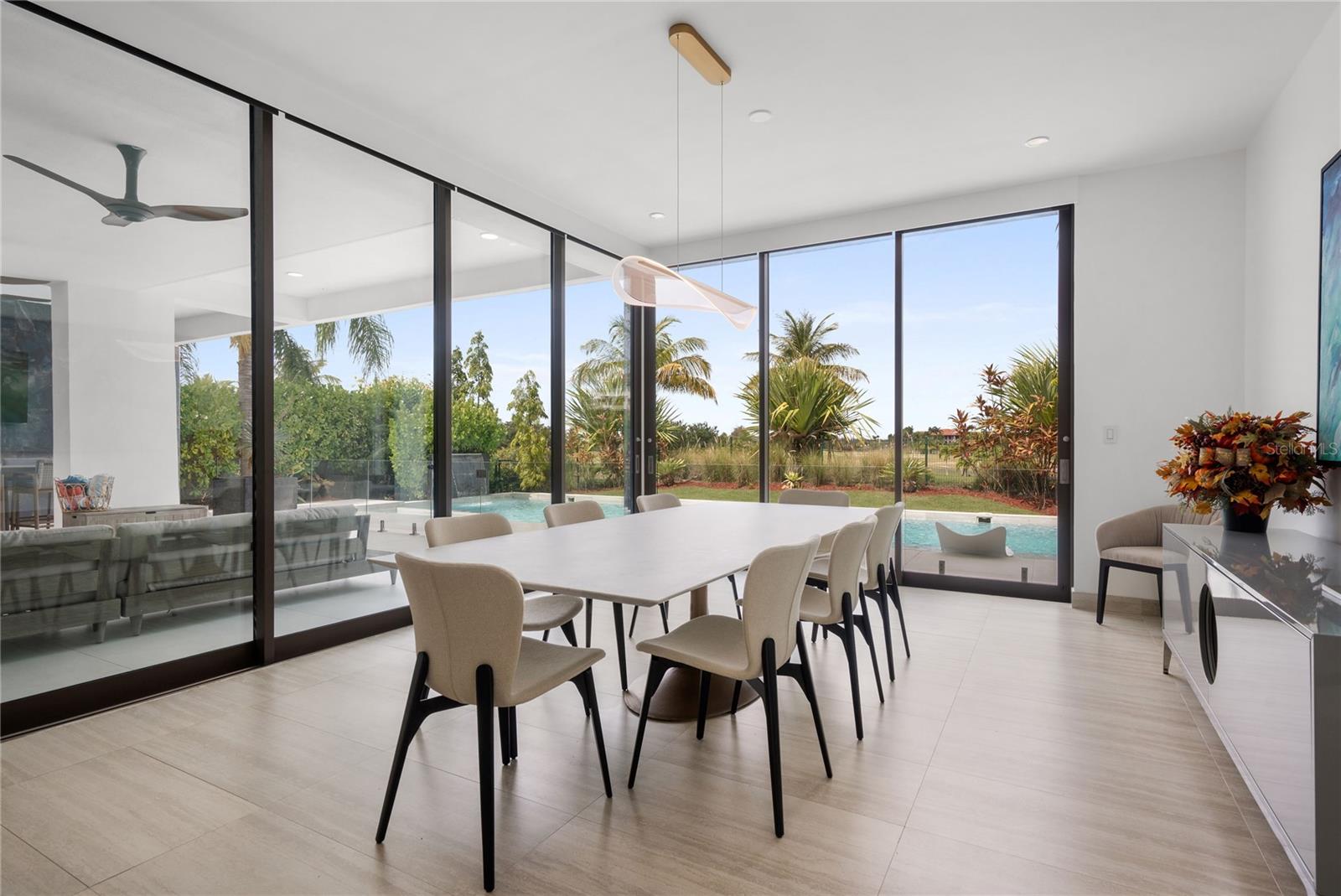 PR9118014 Property Photo