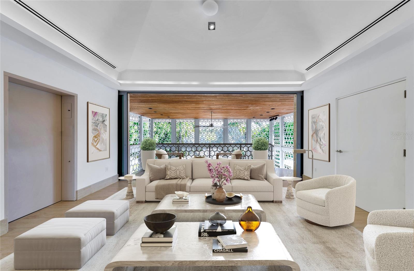 PR9118015 Property Photo