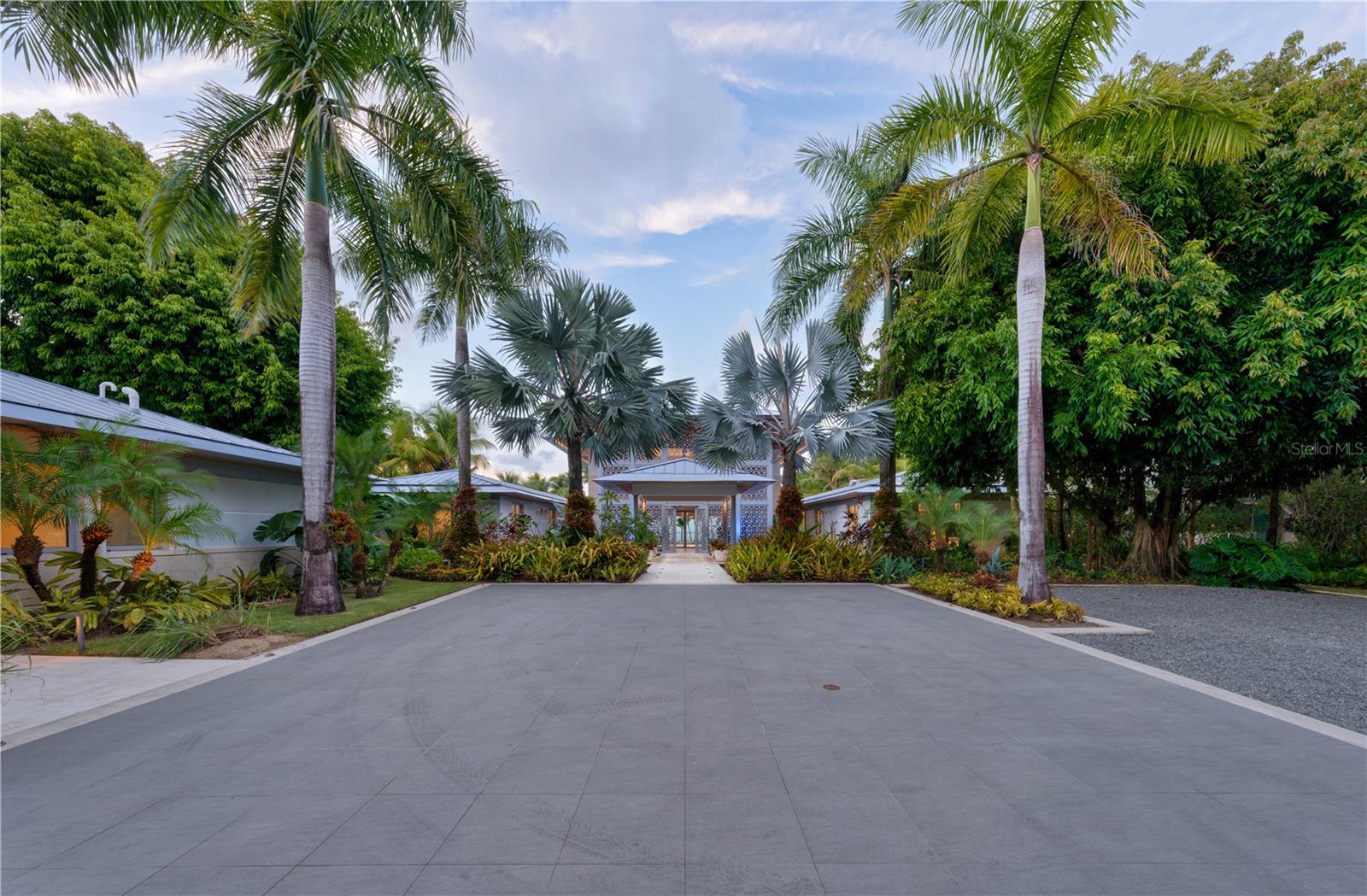 PR9118015 Property Photo