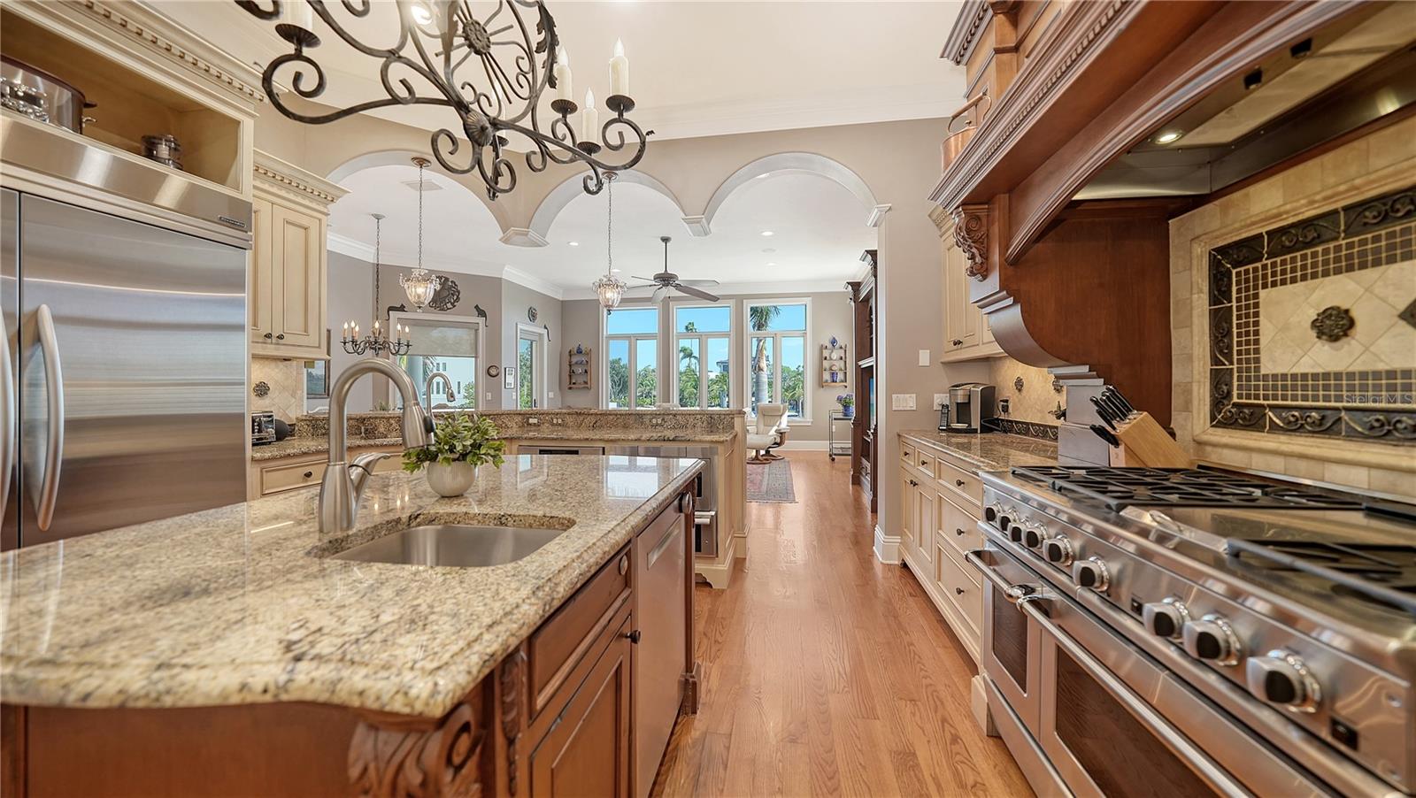 A4675380 Property Photo