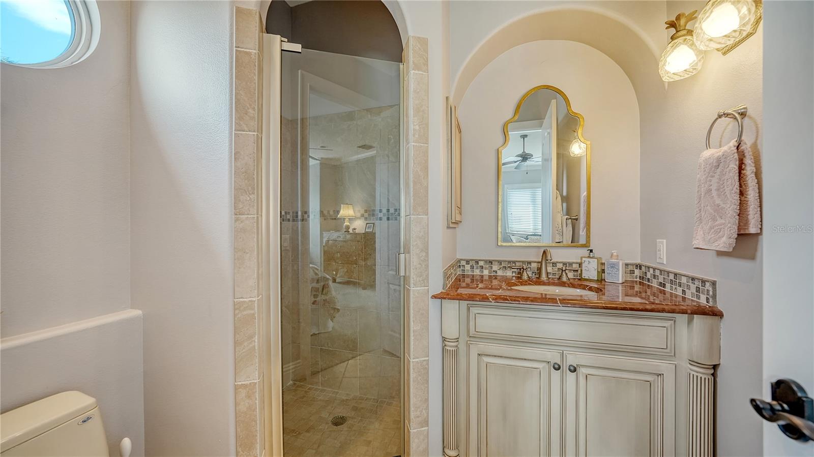 A4675380 Property Photo