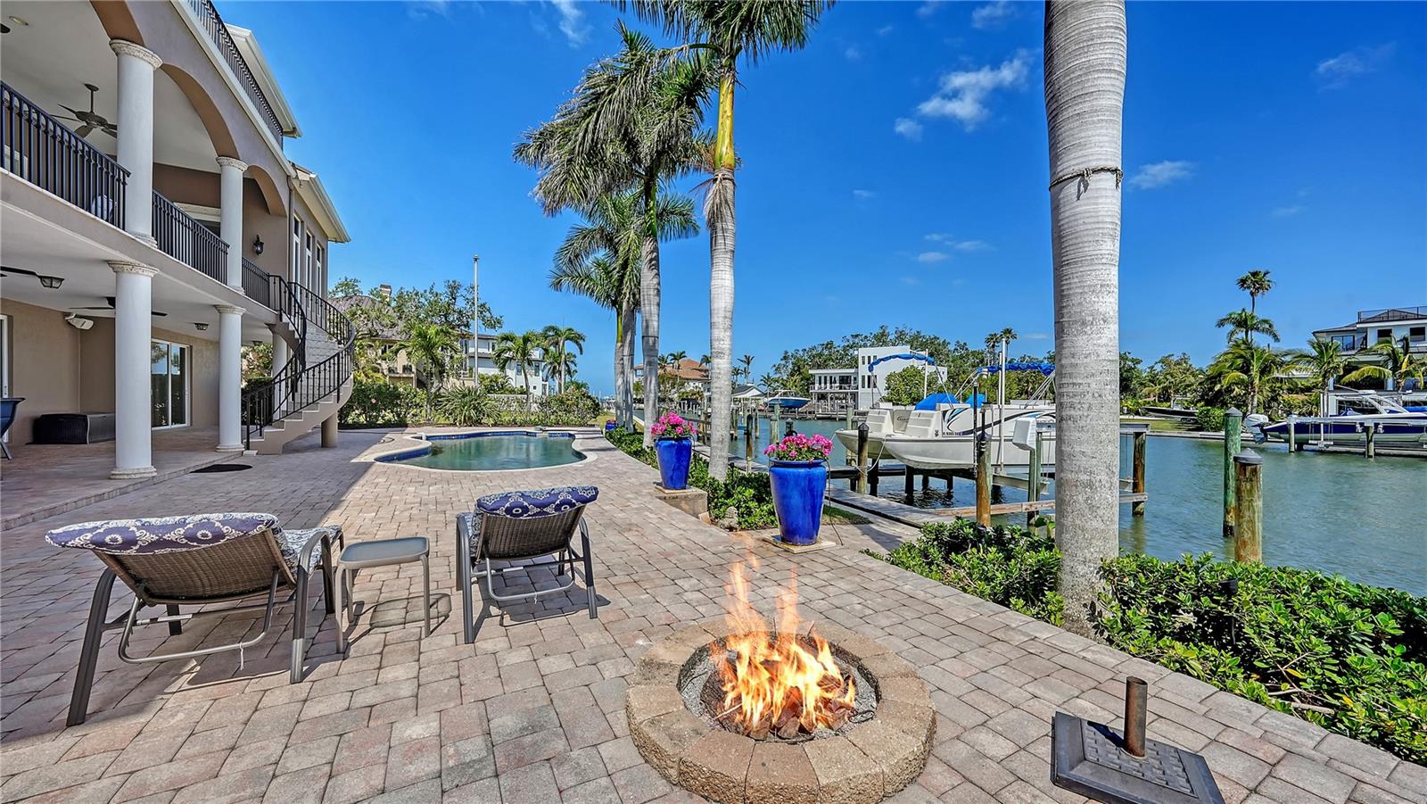 A4675380 Property Photo