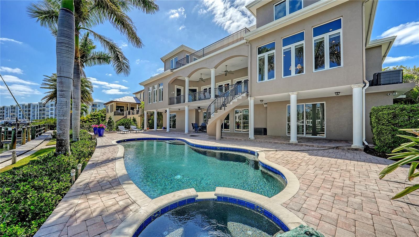 A4675380 Property Photo