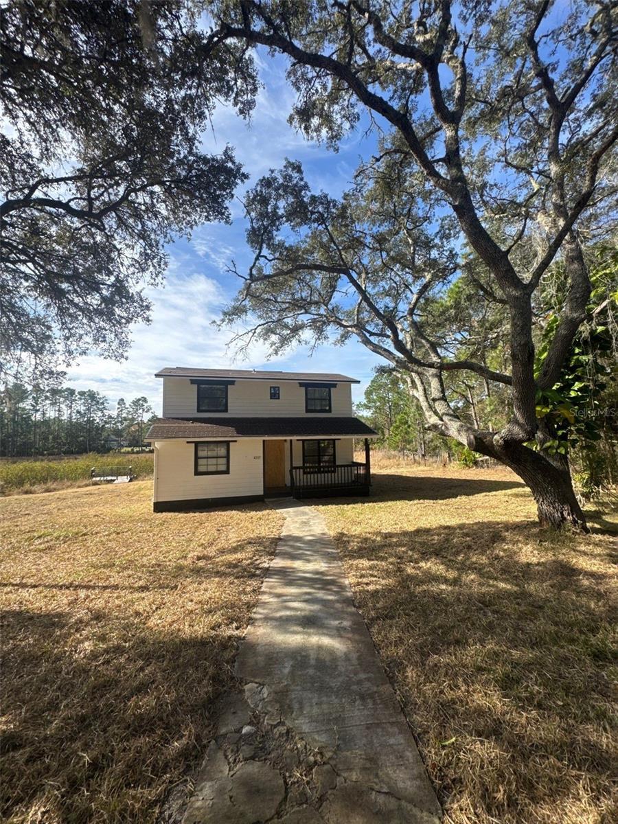 O6367568 Property Photo