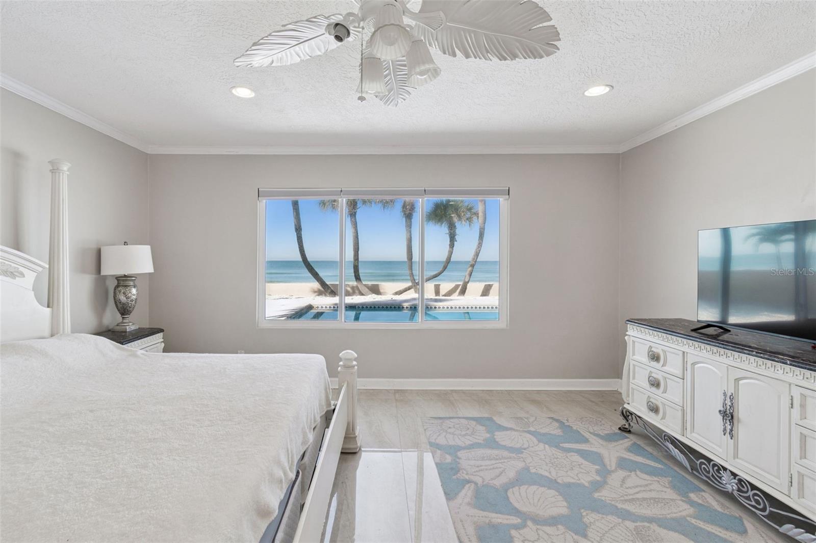 TB8456706 Property Photo