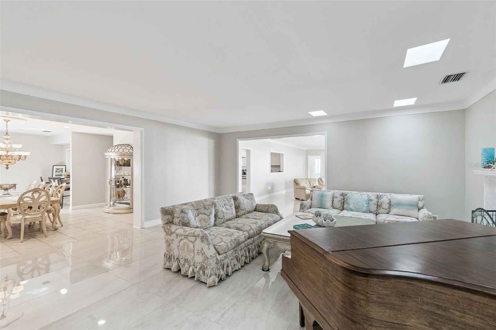 TB8456706 Property Photo