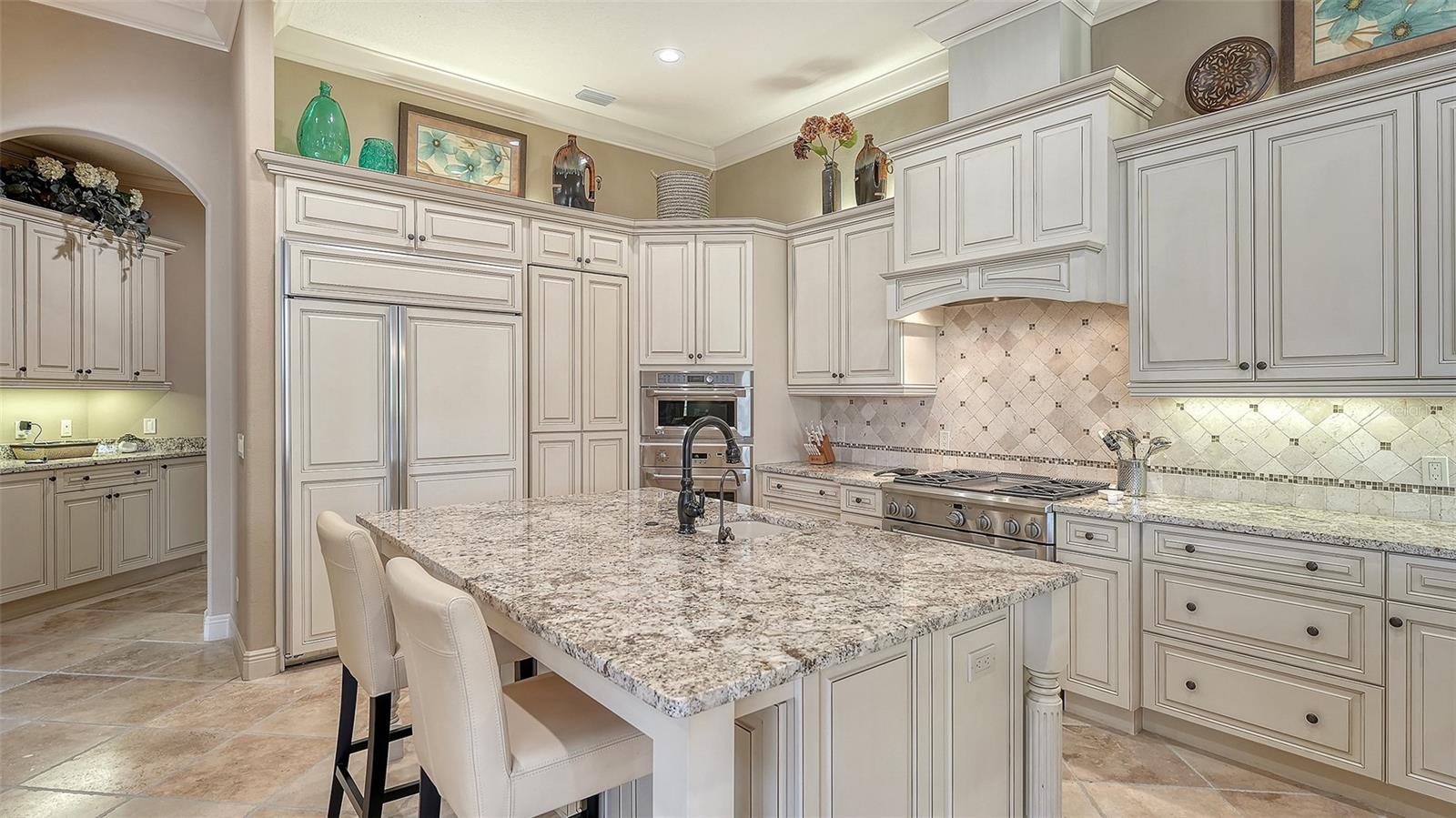 A4675399 Property Photo