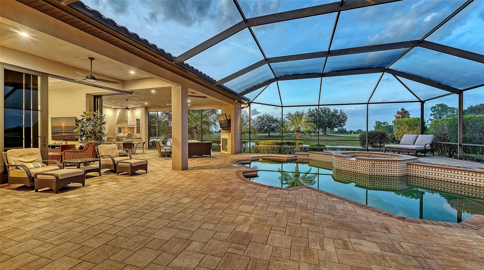 A4675399 Property Photo