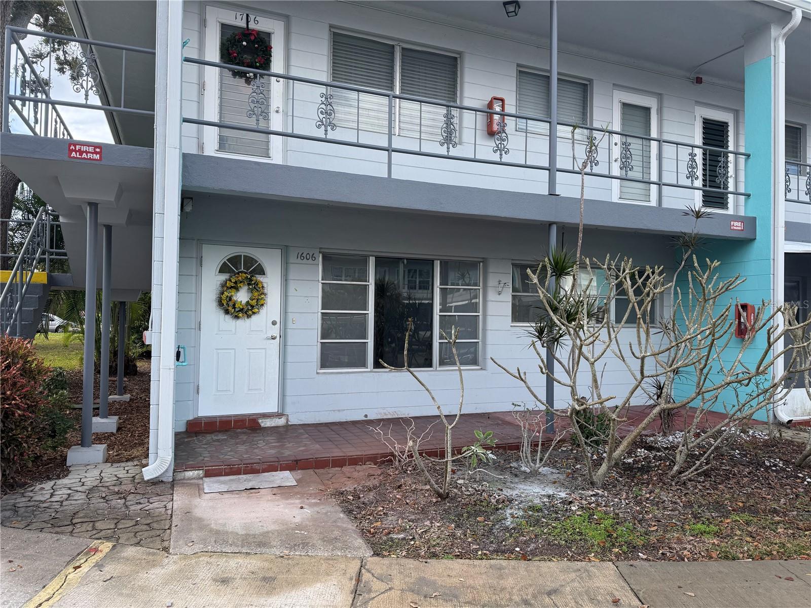 TB8456751 Property Photo