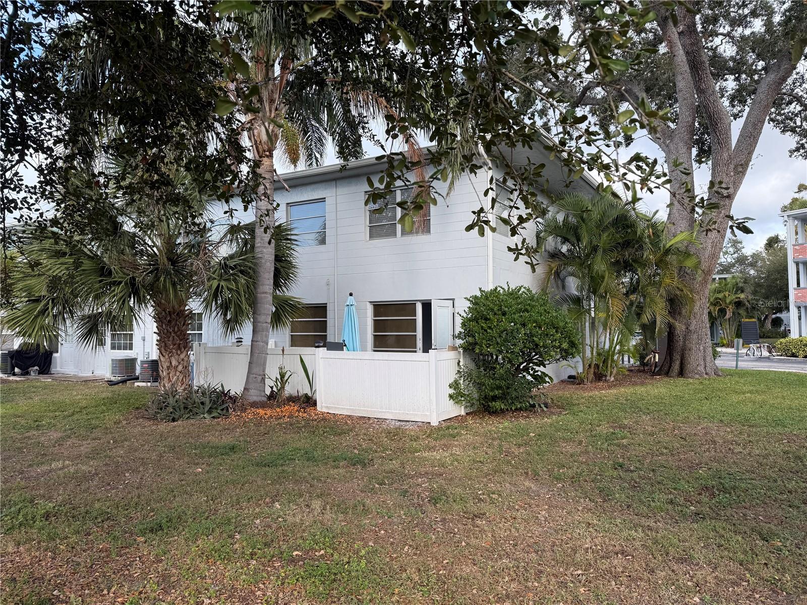 TB8456751 Property Photo