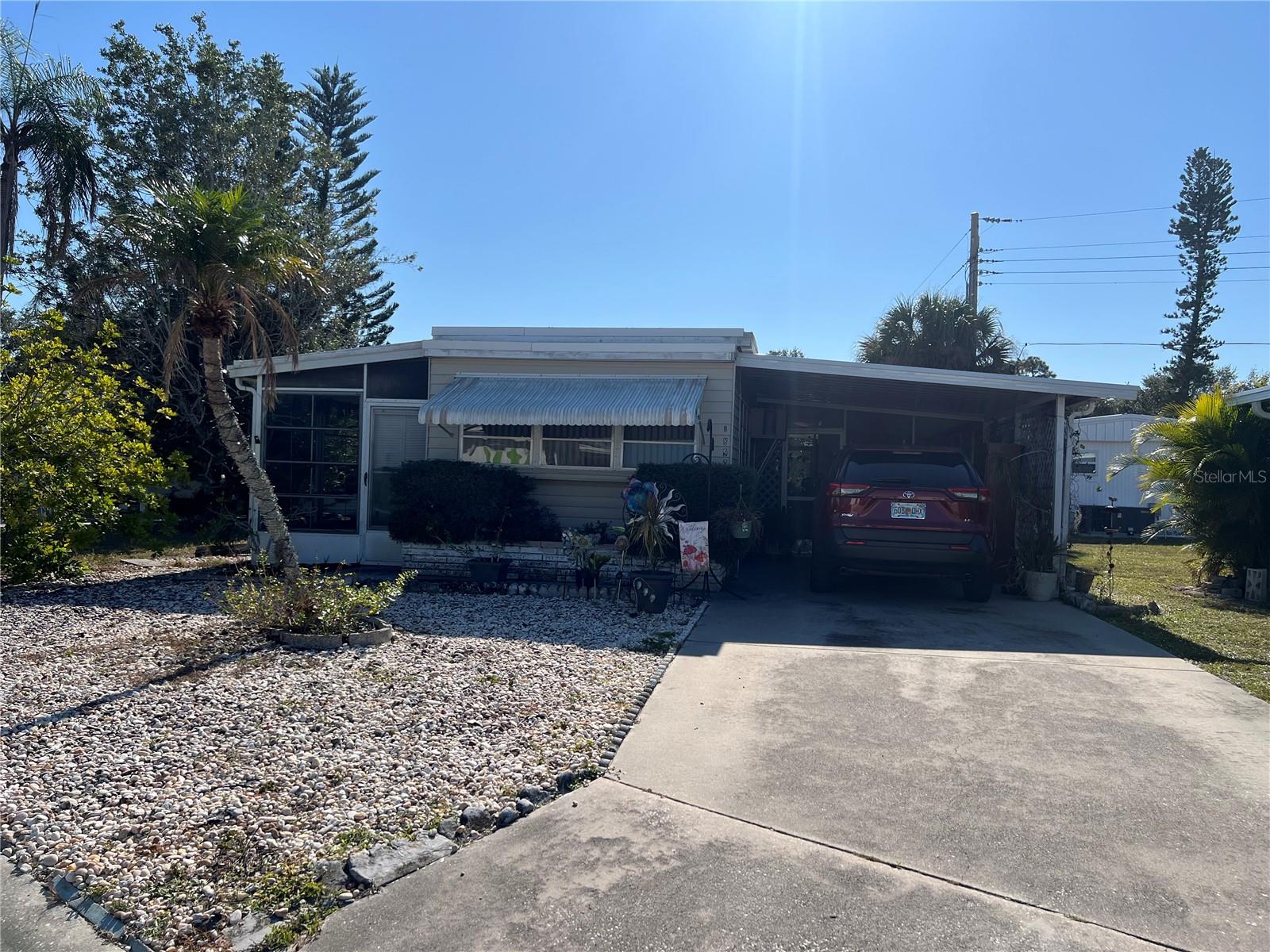 N6141948 Property Photo