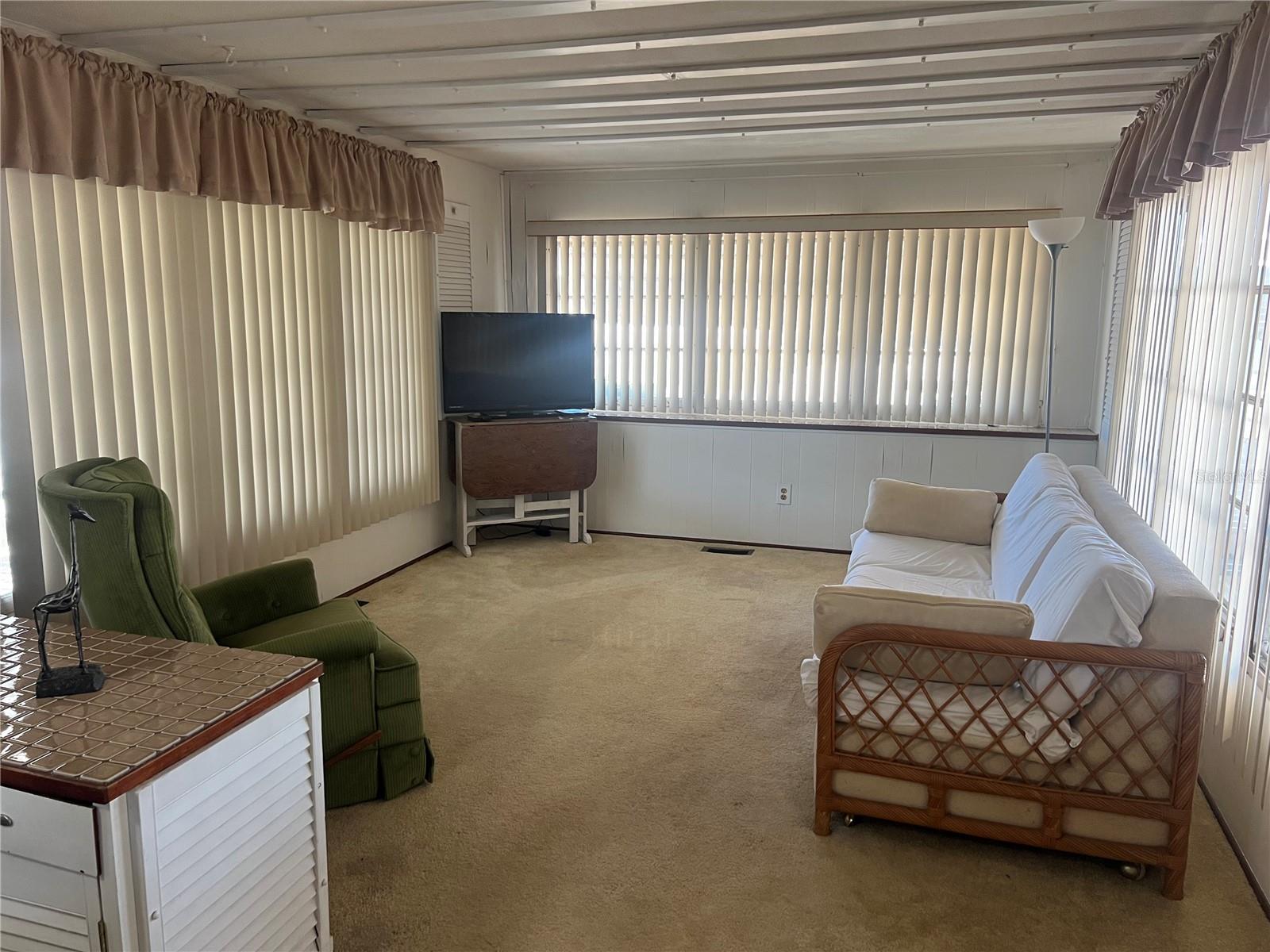 N6141948 Property Photo