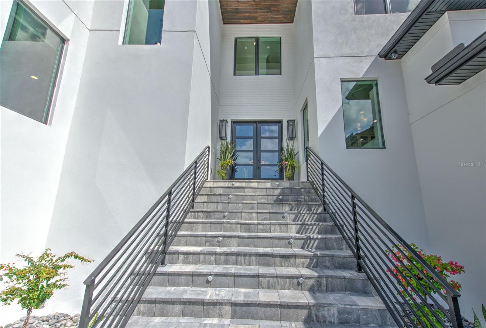 TB8456819 Property Photo