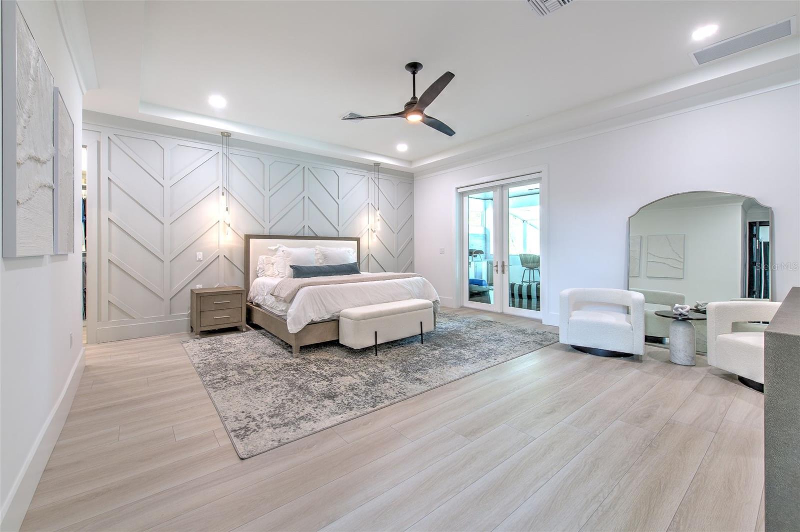 TB8456819 Property Photo