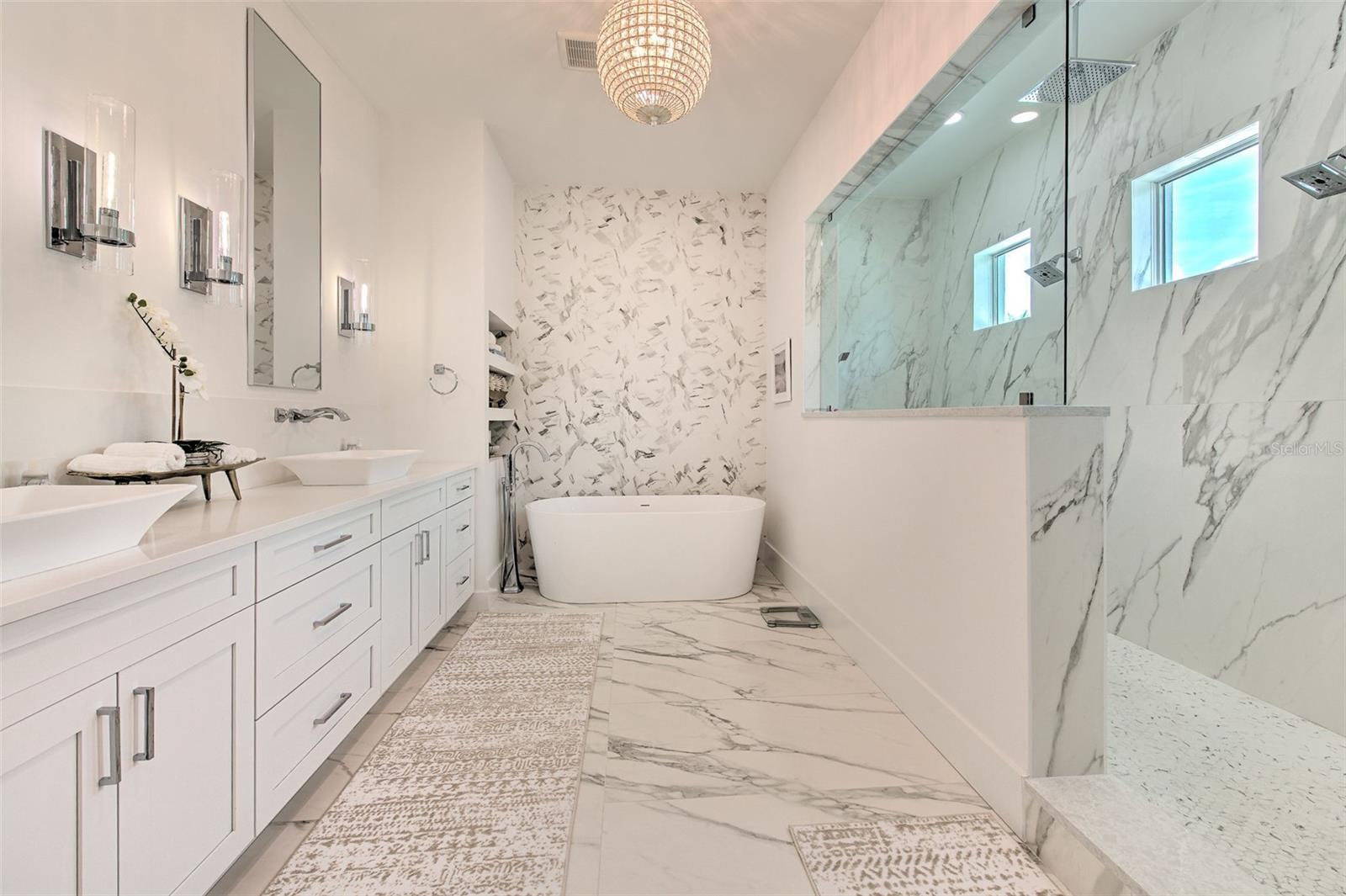 TB8456819 Property Photo