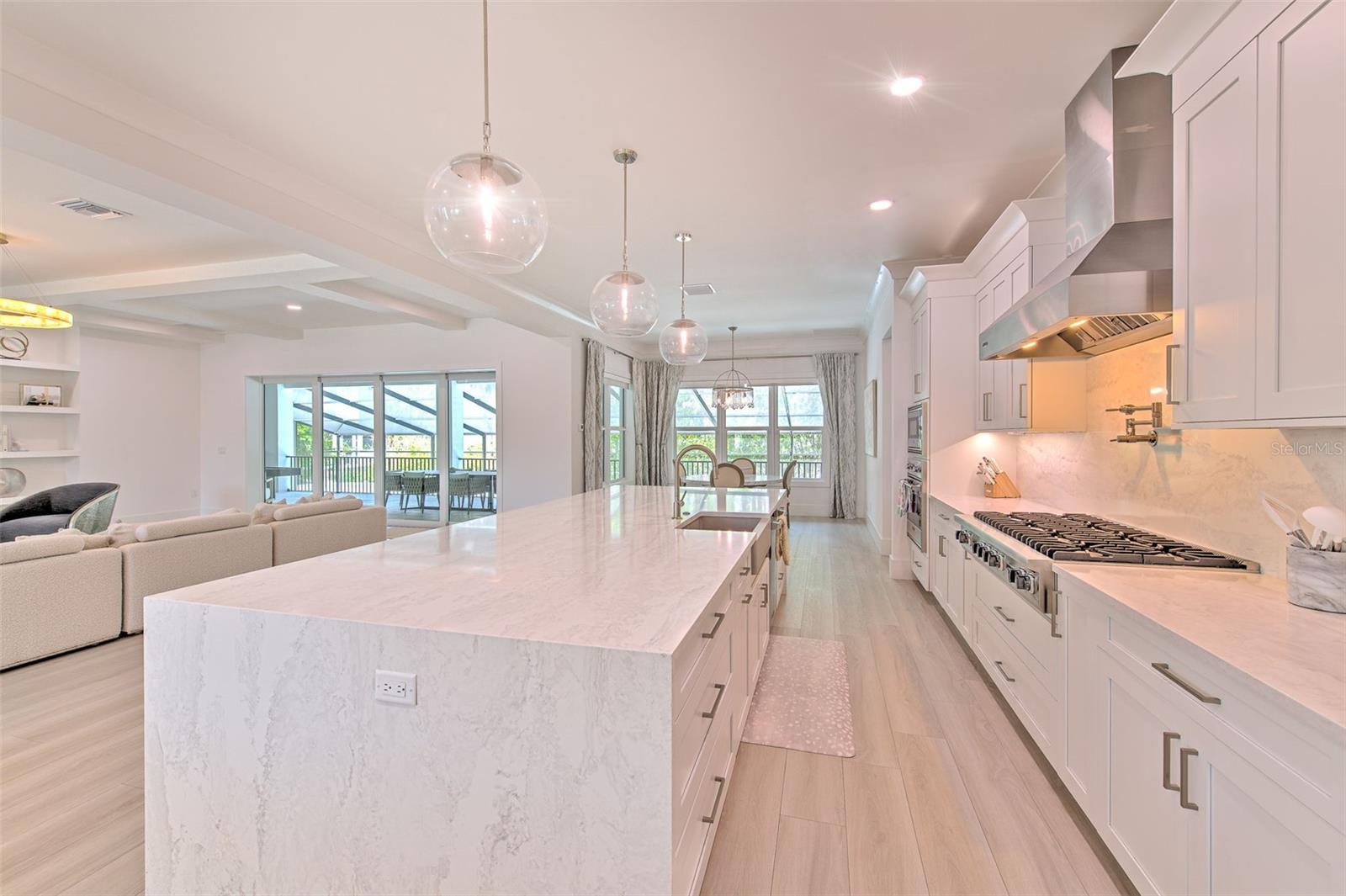 TB8456819 Property Photo