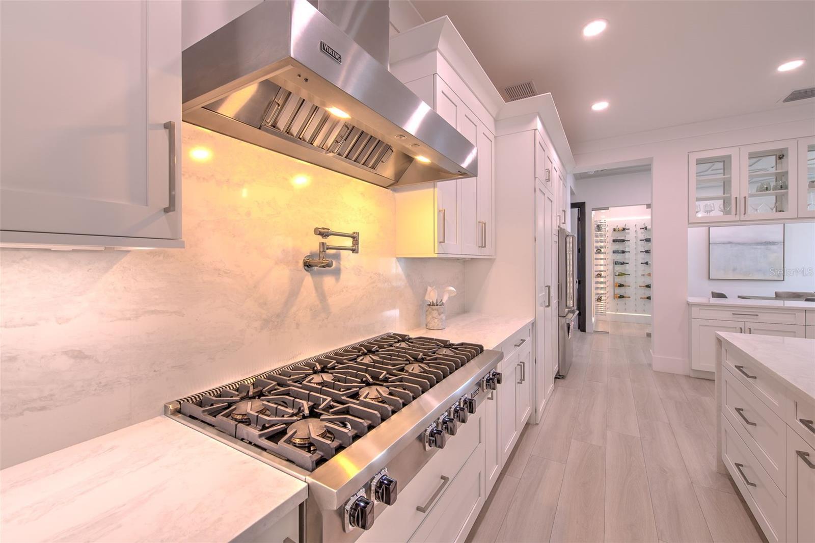 TB8456819 Property Photo