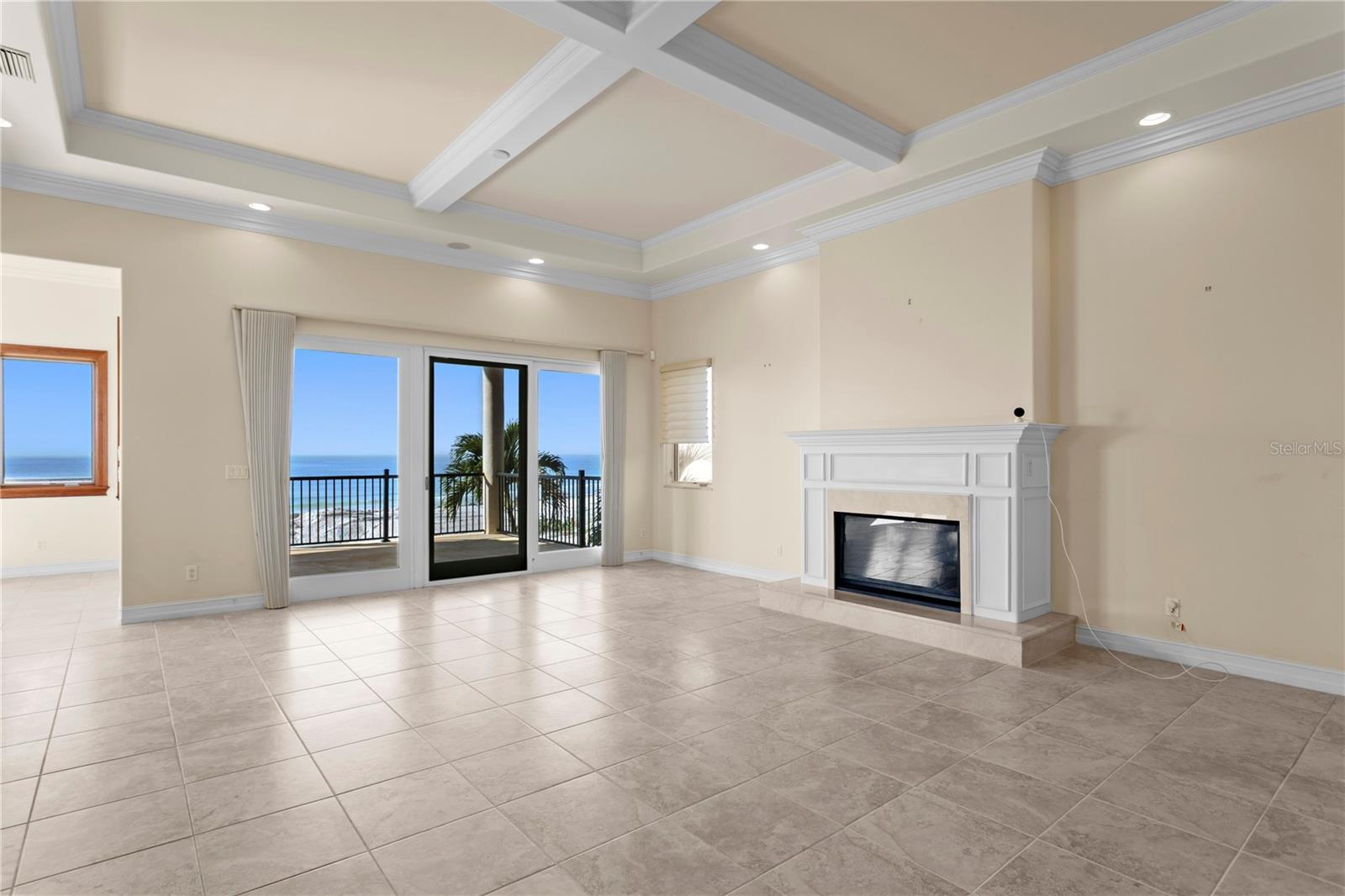 TB8456906 Property Photo