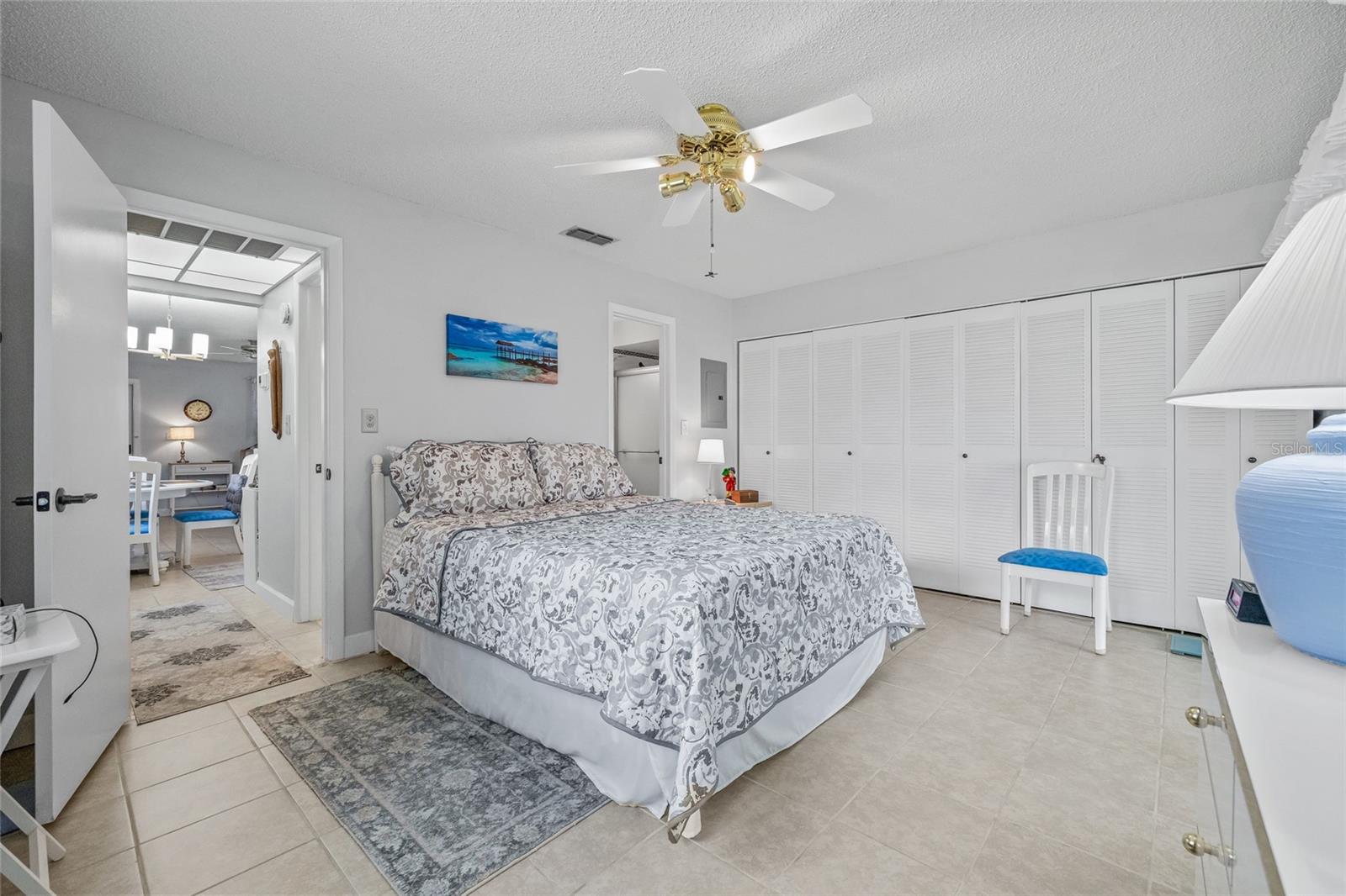 O6367792 Property Photo