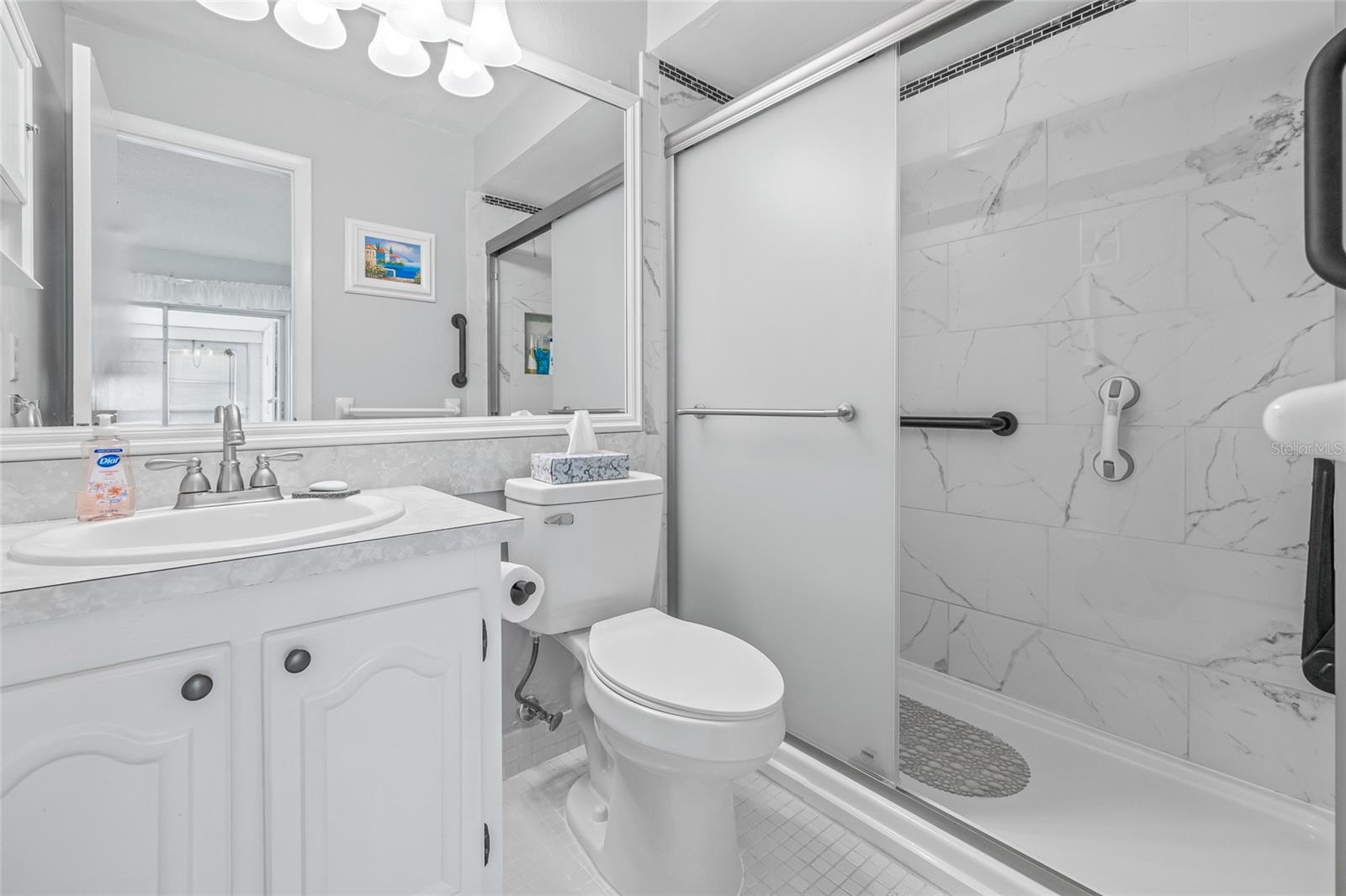 O6367792 Property Photo