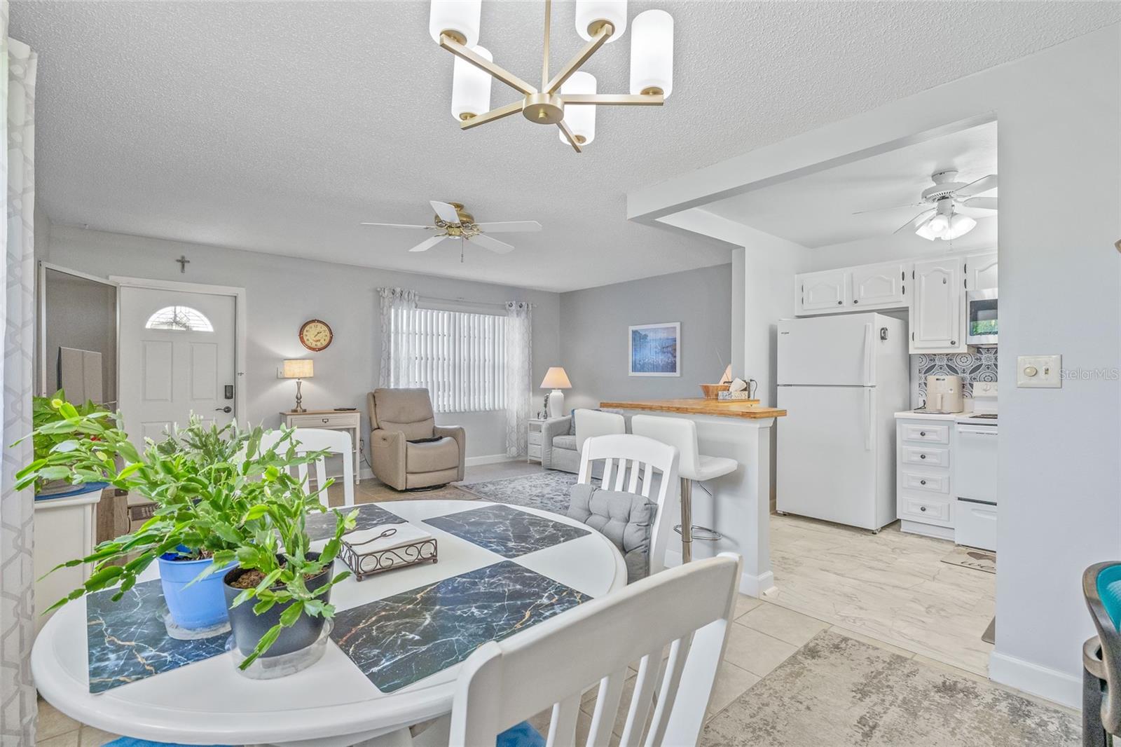 O6367792 Property Photo