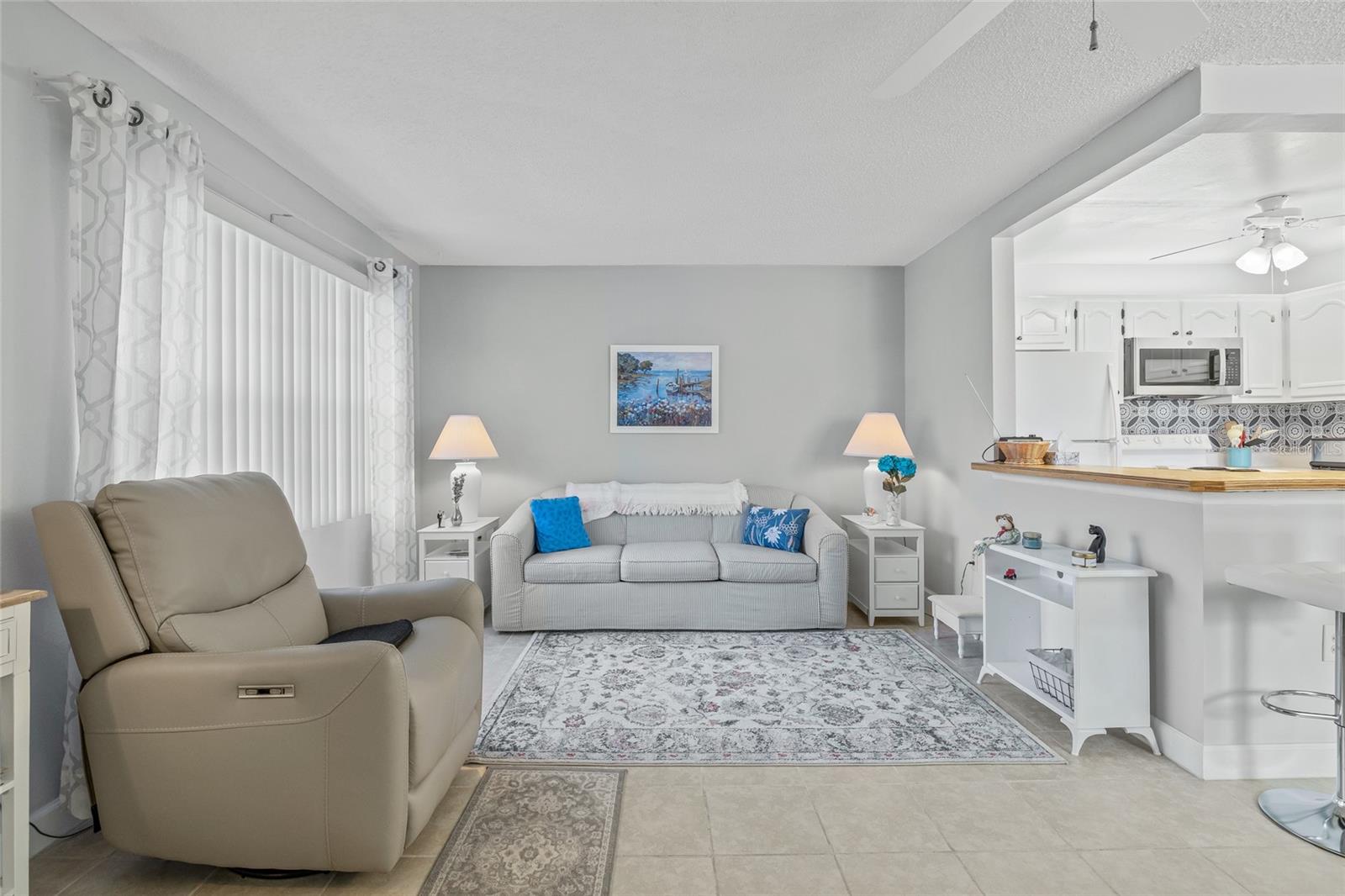 O6367792 Property Photo