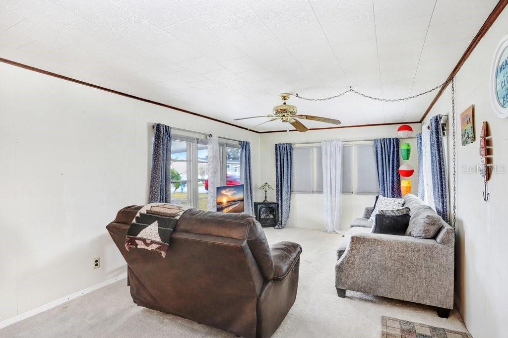 TB8456966 Property Photo