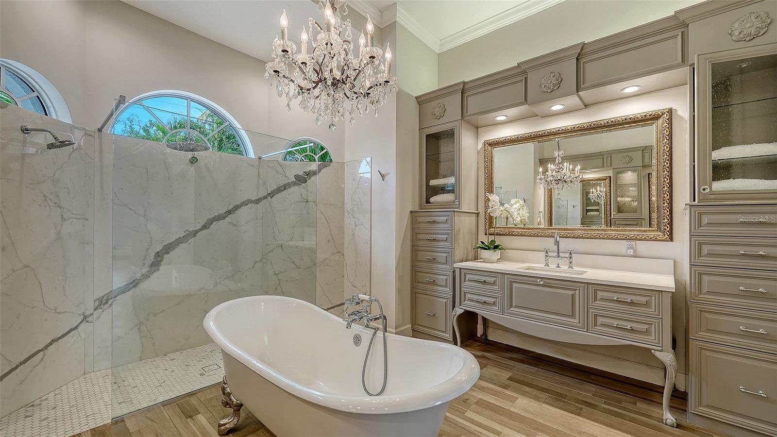 A4675500 Property Photo