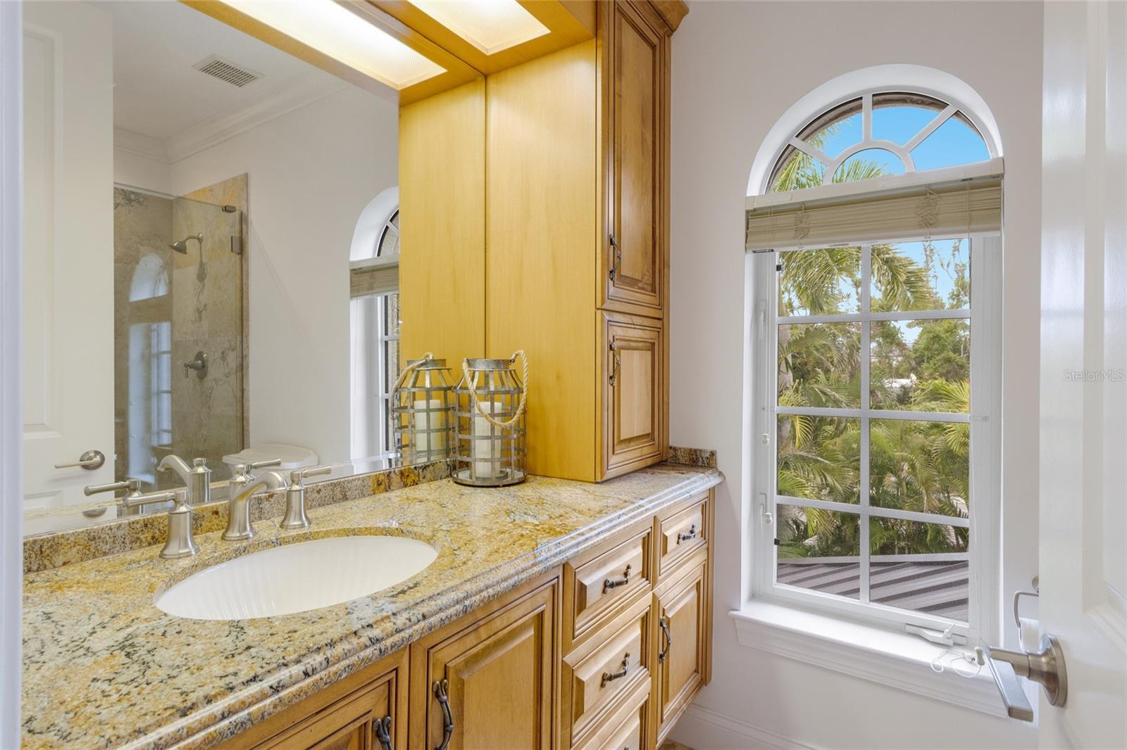 A4675500 Property Photo