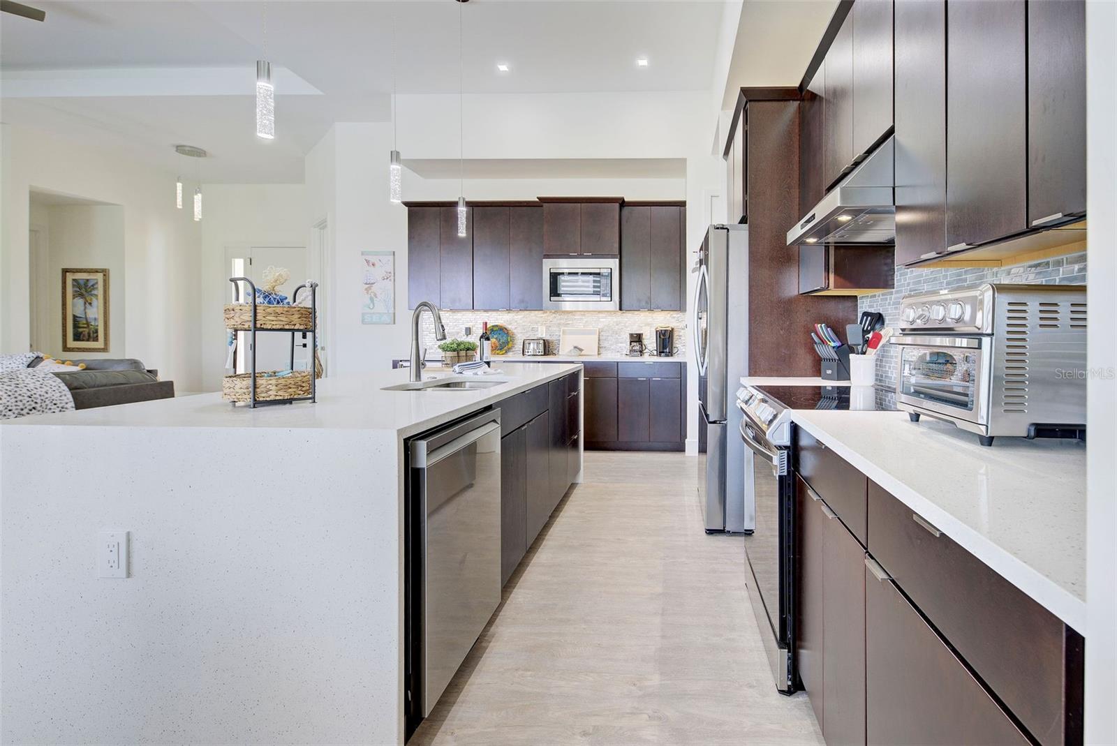 19 WINDWARD RD, PLACIDA, FL, 33946