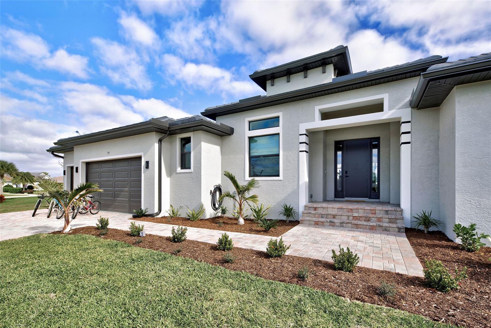 19 WINDWARD RD, PLACIDA, FL, 33946