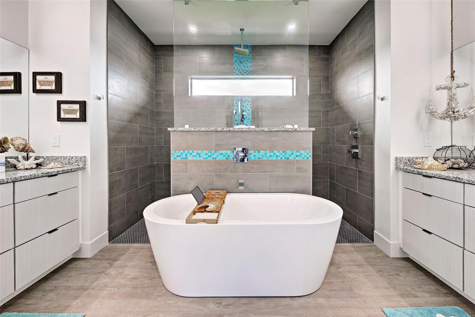 19 WINDWARD RD, PLACIDA, FL, 33946