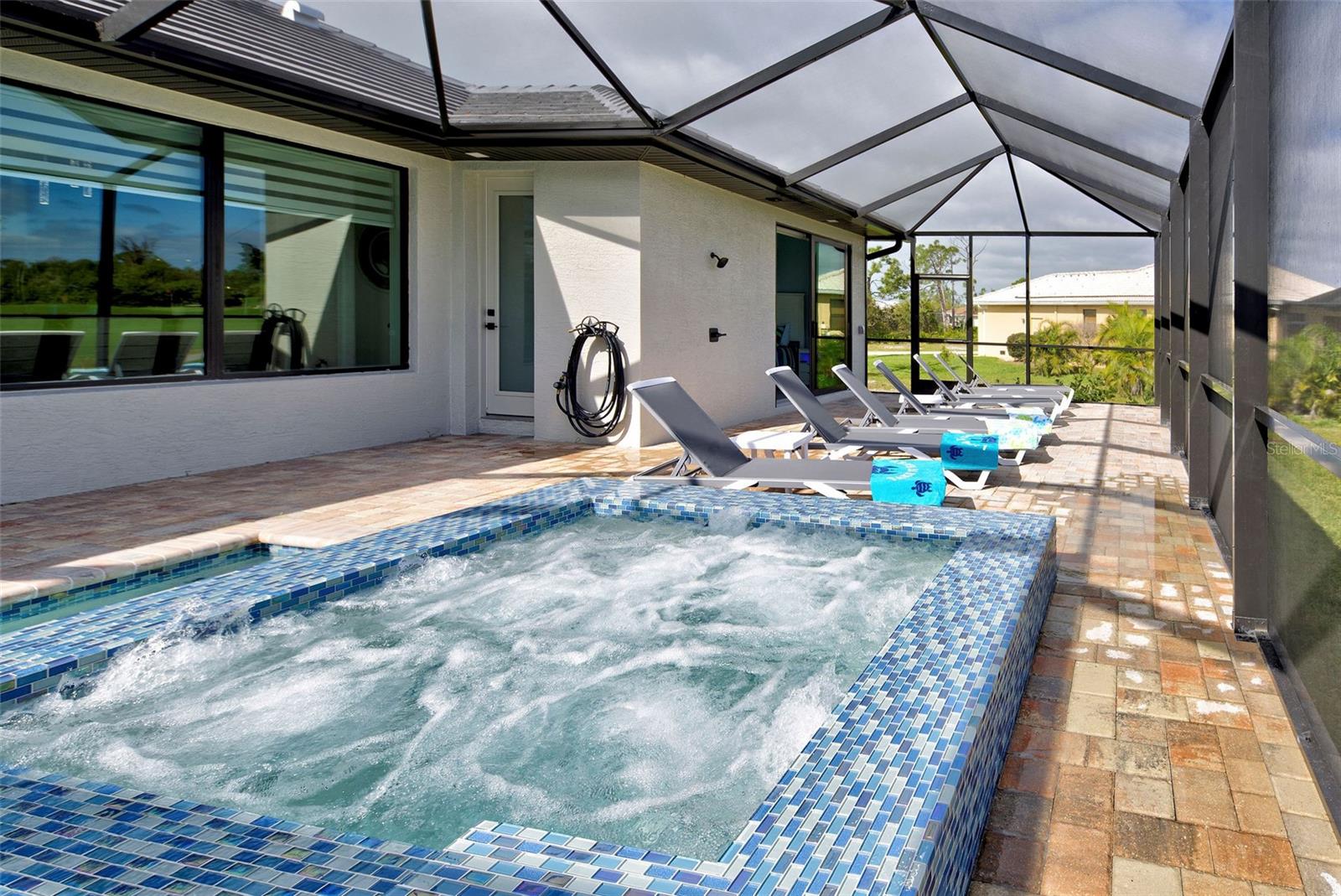 19 WINDWARD RD, PLACIDA, FL, 33946