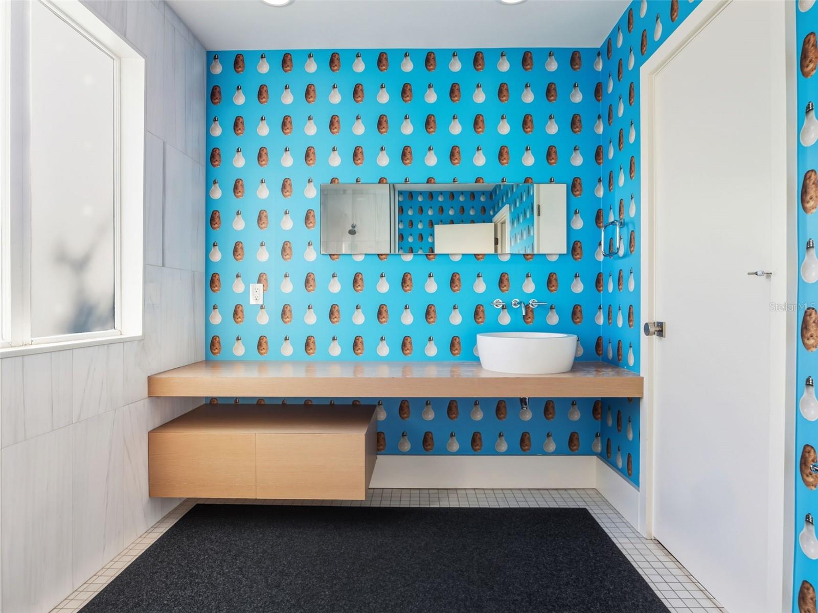 O6367878 Property Photo