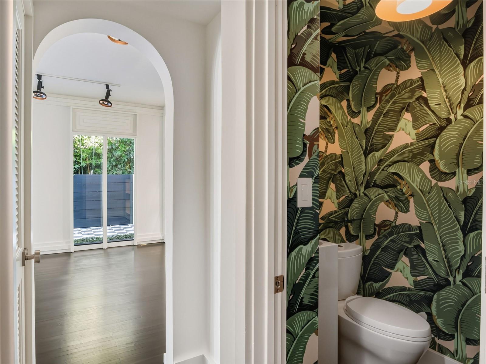 O6367878 Property Photo