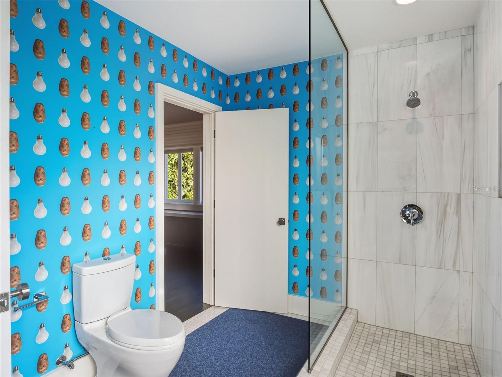 O6367878 Property Photo