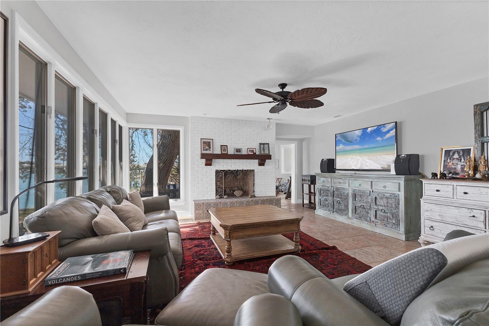 A4675538 Property Photo