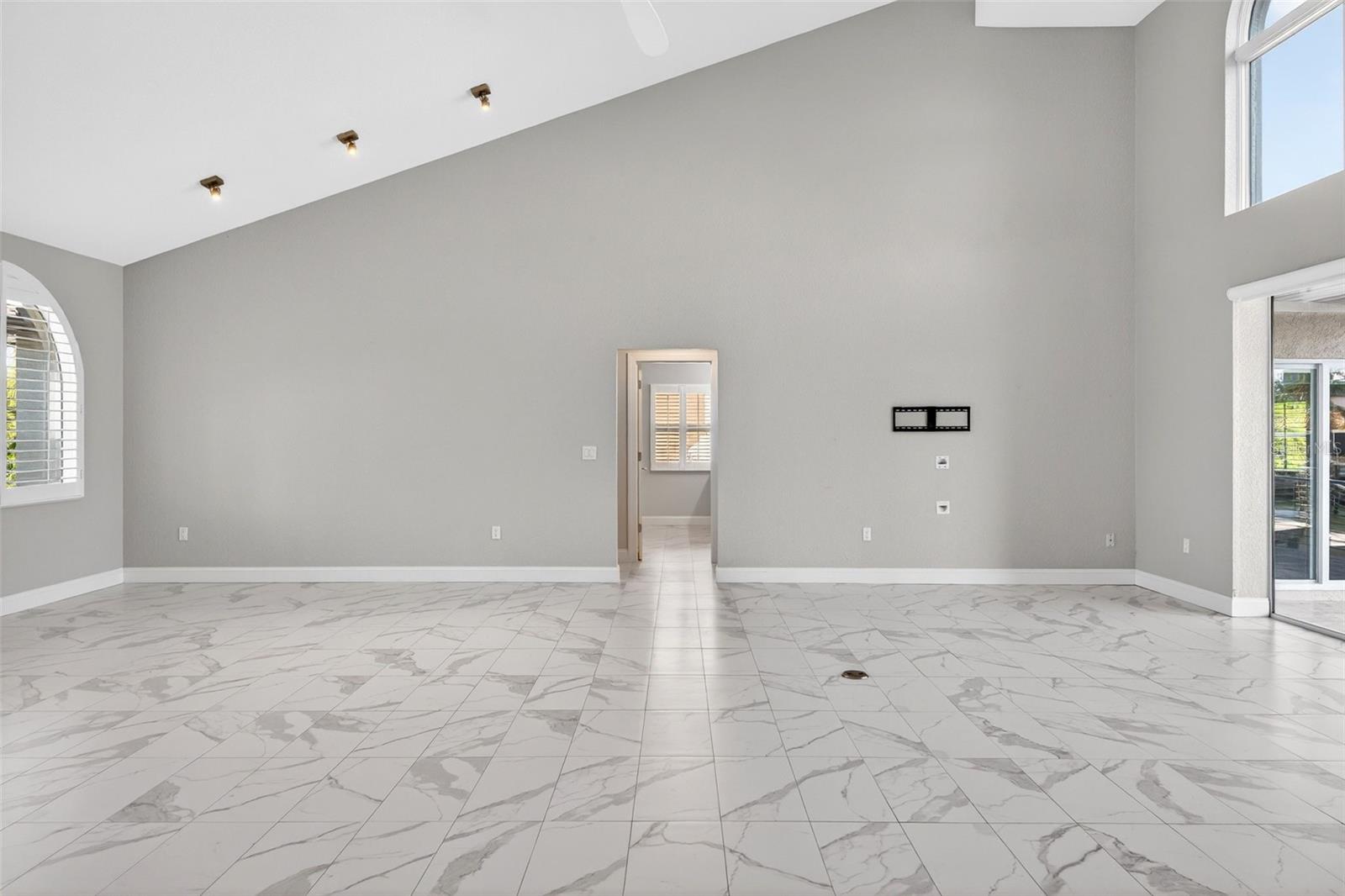 A4675541 Property Photo