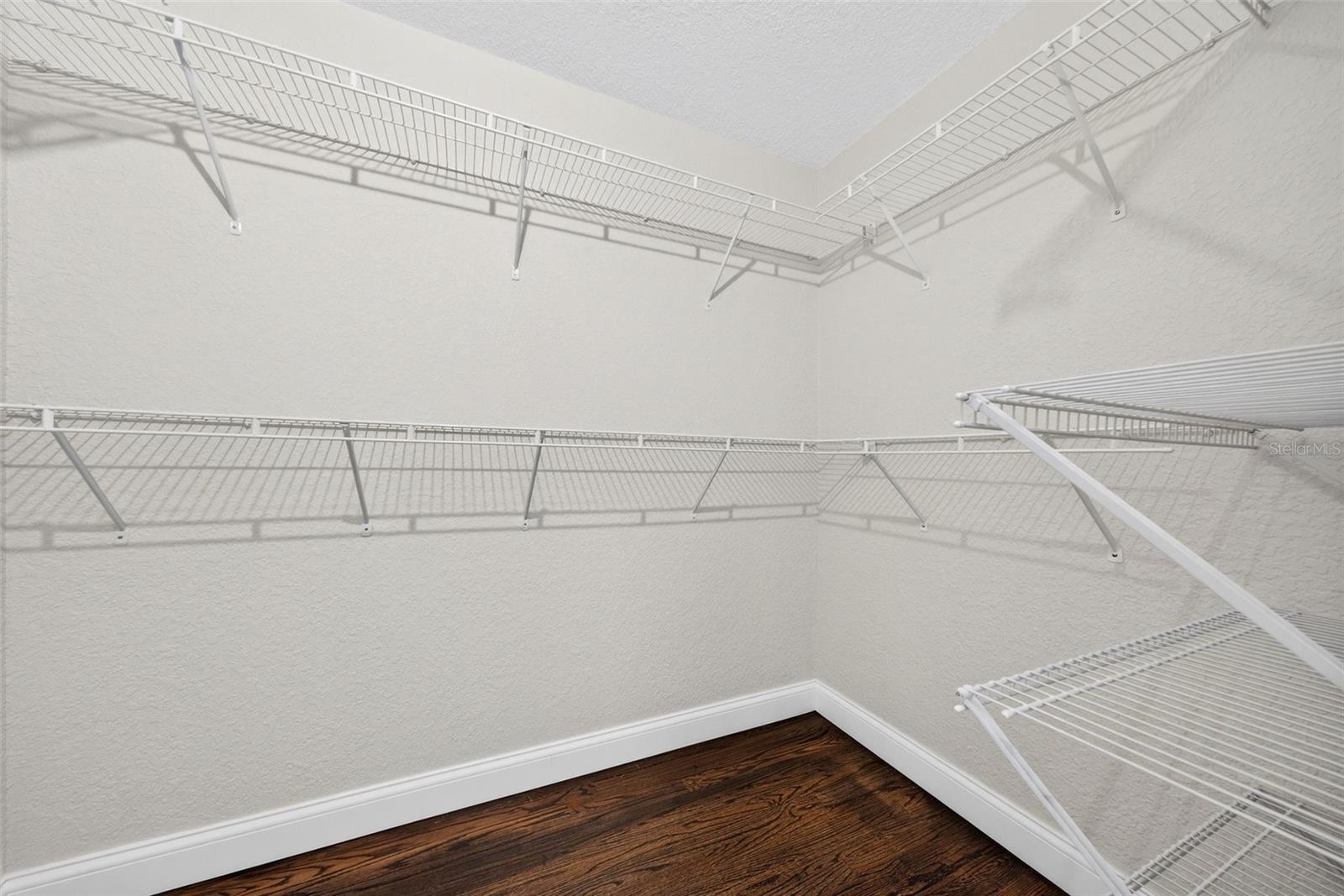 A4675541 Property Photo